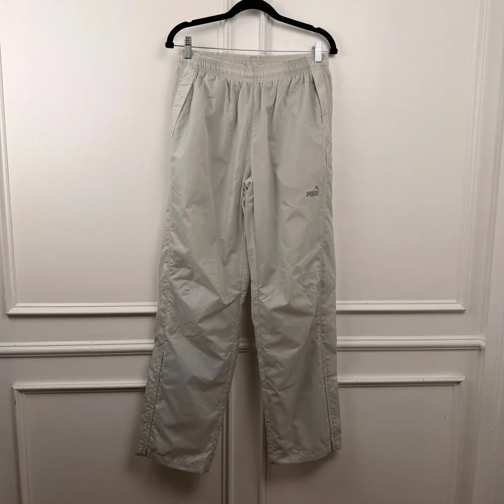 Puma Mens Gray Nylon Track Pants Windbreaker Joggers Size M 00428 Light Stone - Picture 1 of 6